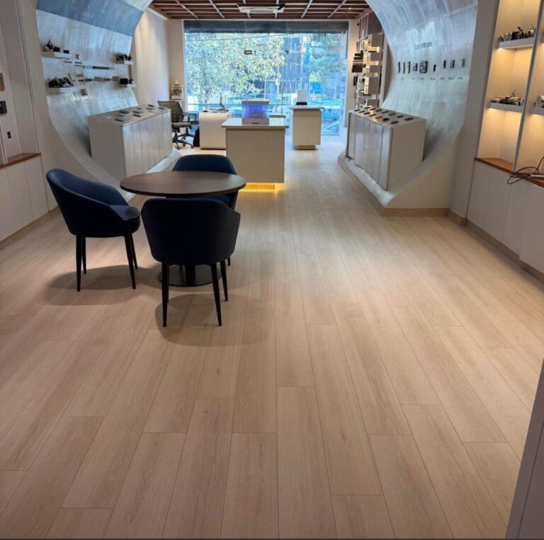 Kronoswiss Wooden Flooring Natural Henesse